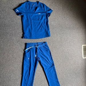 Royal blue Figs scrub set